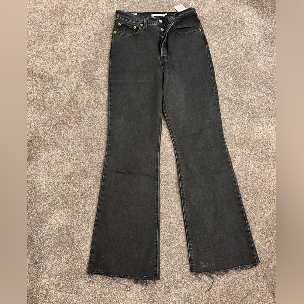 Levi’s Ribcage Bootcut Jeans 27 EUC